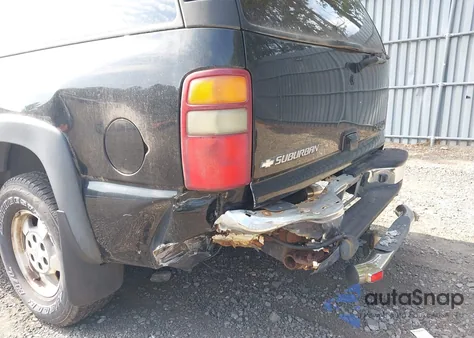 2003 Chevrolet Suburban 1500 Lt from USA, damaged, VIN 3GNFK16Z13G159472